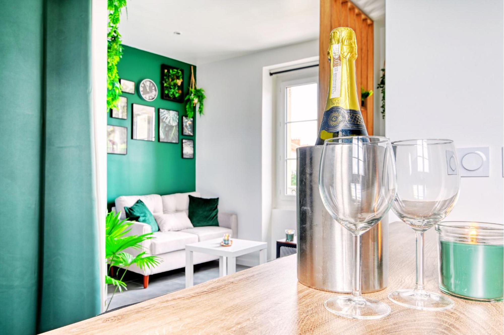 L'Instant Paris - Proche Gare & Quai De Seine Apartment Поаси Екстериор снимка